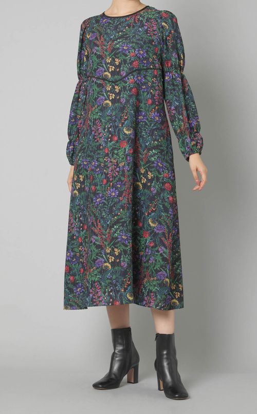 フラワープリントフレアワンピース