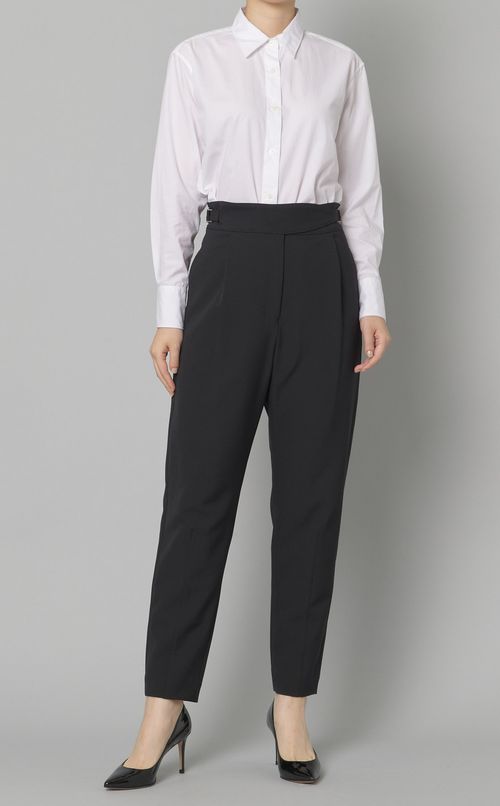 ウエストバックルテーパードパンツ