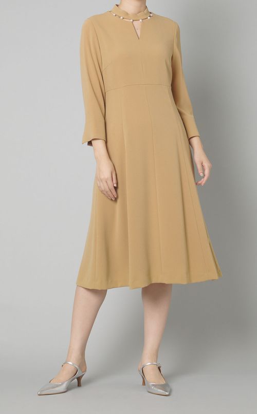 ネックパールワンピース