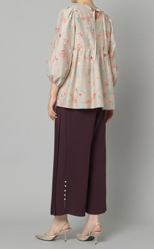 フラワーエンブロイダリーブラウス