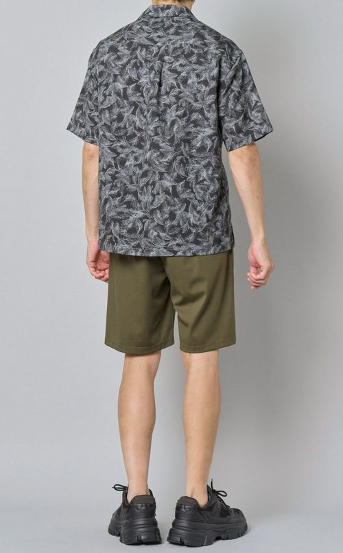 リーフプリントショートスリーブシャツ
