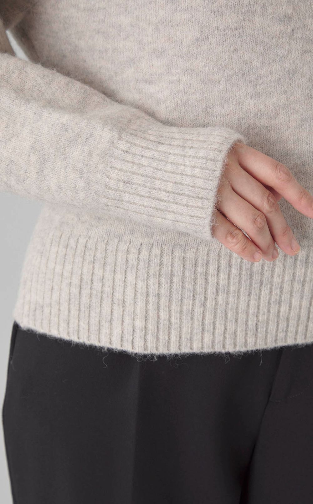 ウールパフスリーブハイネックニット