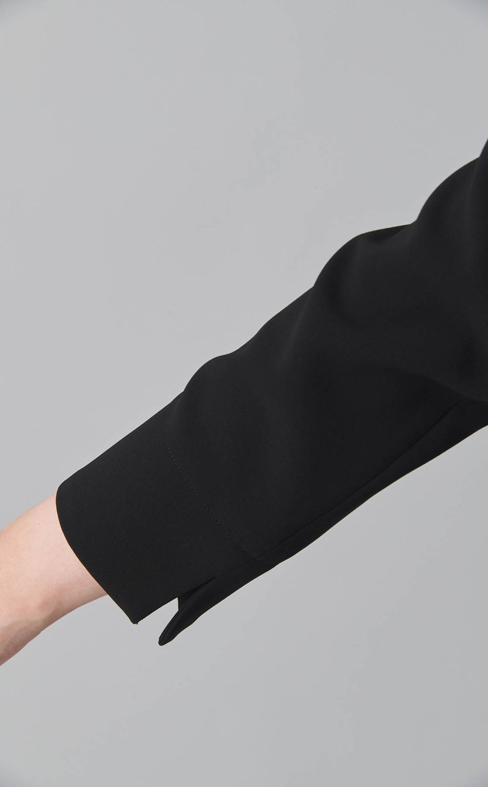 Vネックダブルクロスワンピース