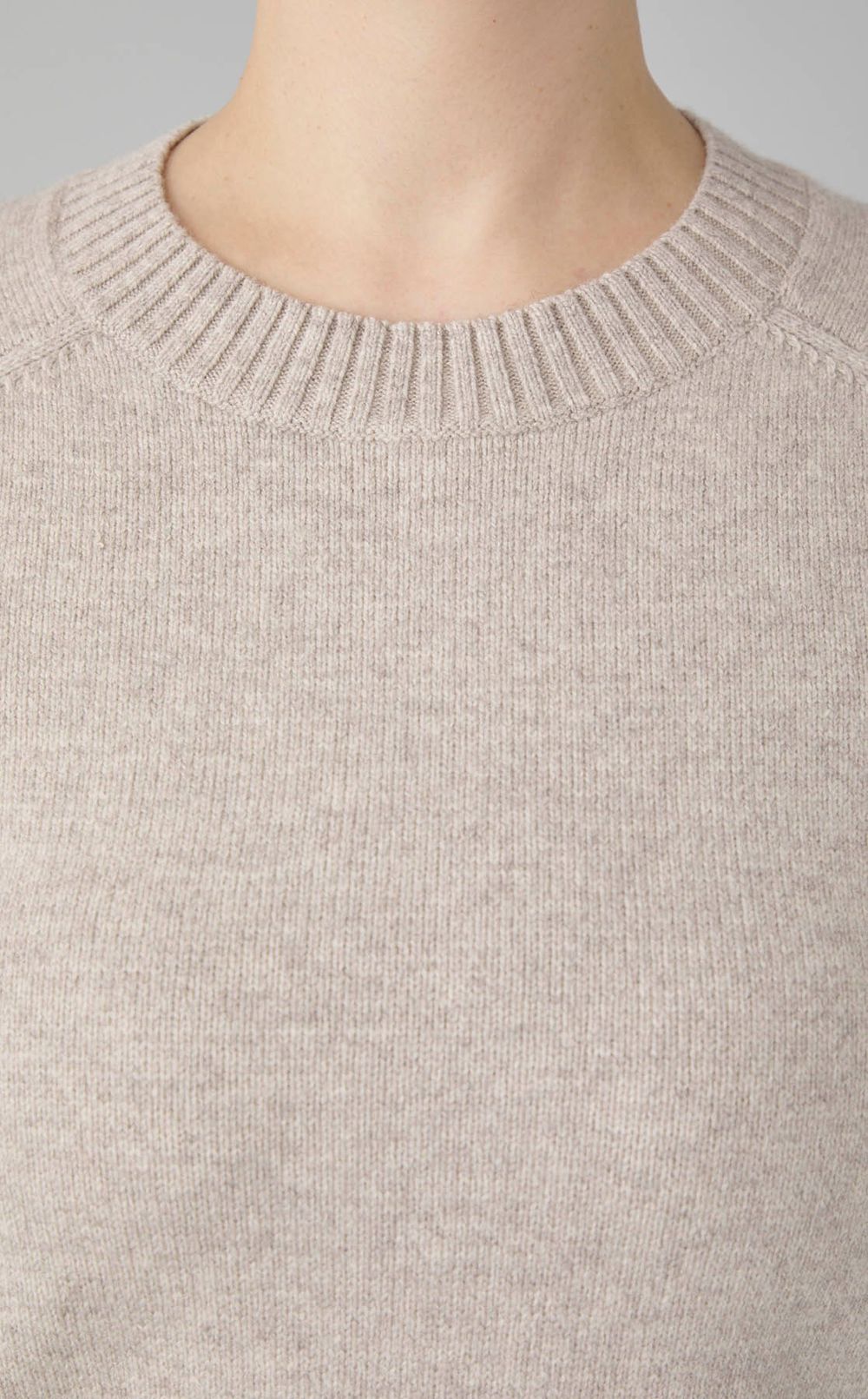 ウールクルーネックニットプルオーバー