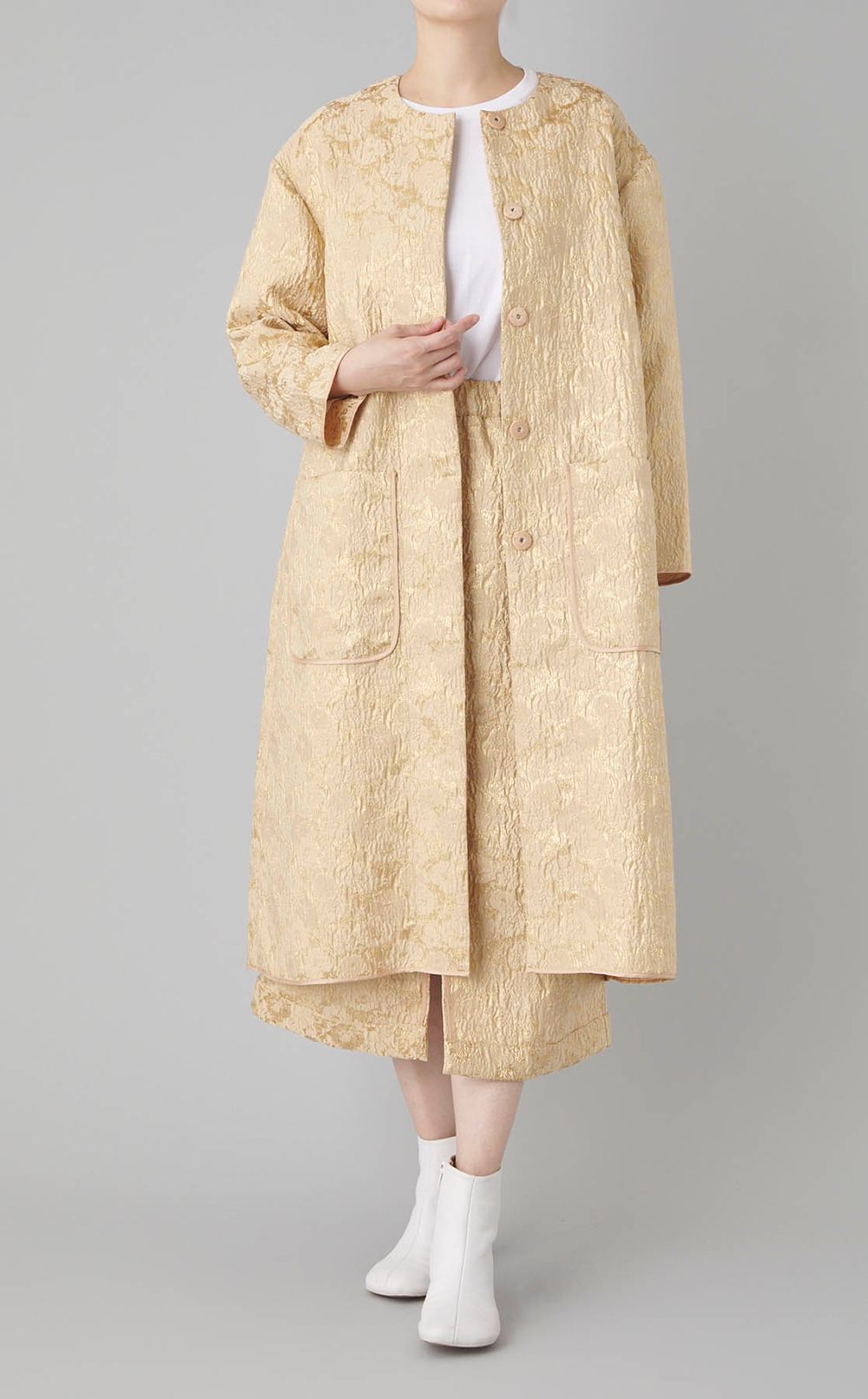 フラワージャガードノーカラーコート