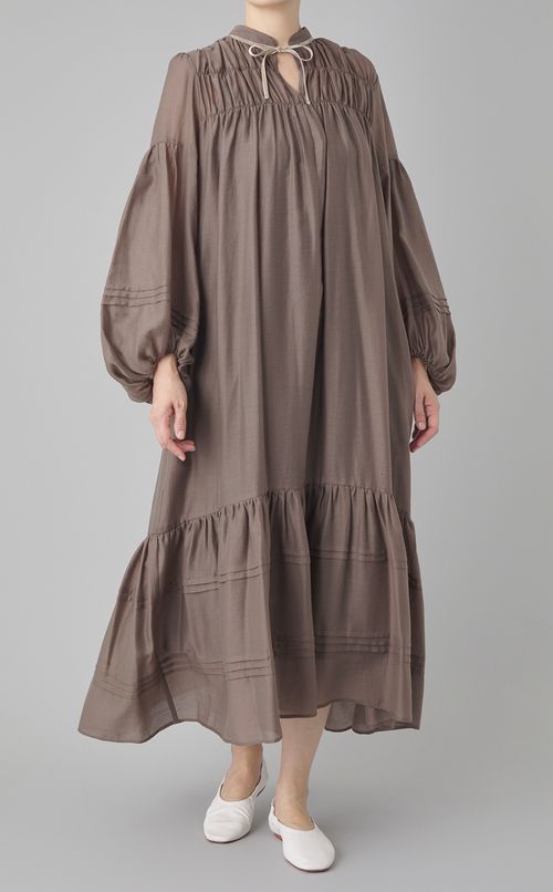 シフォンギャザーワンピース