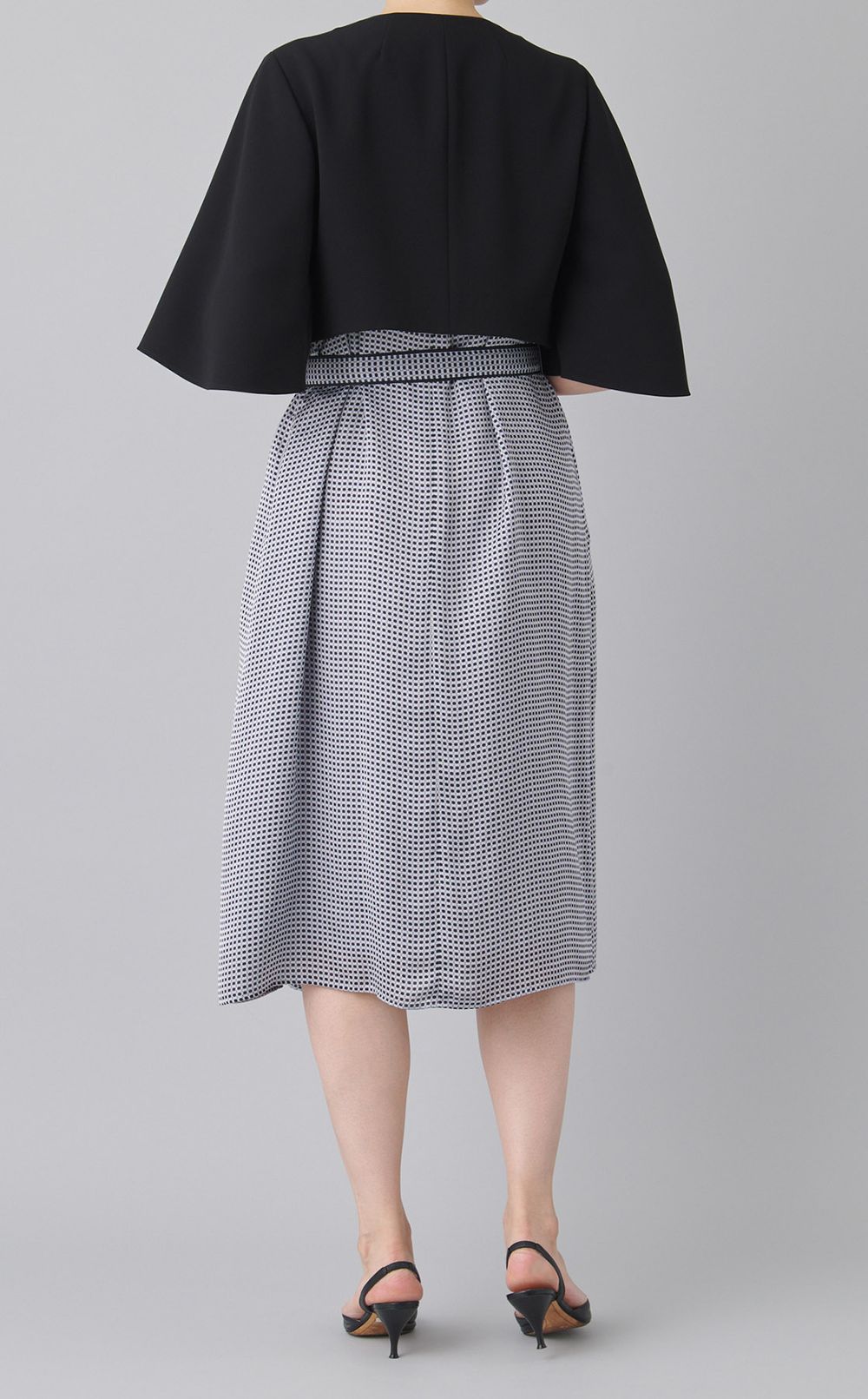 ダブルクロスケープボレロ