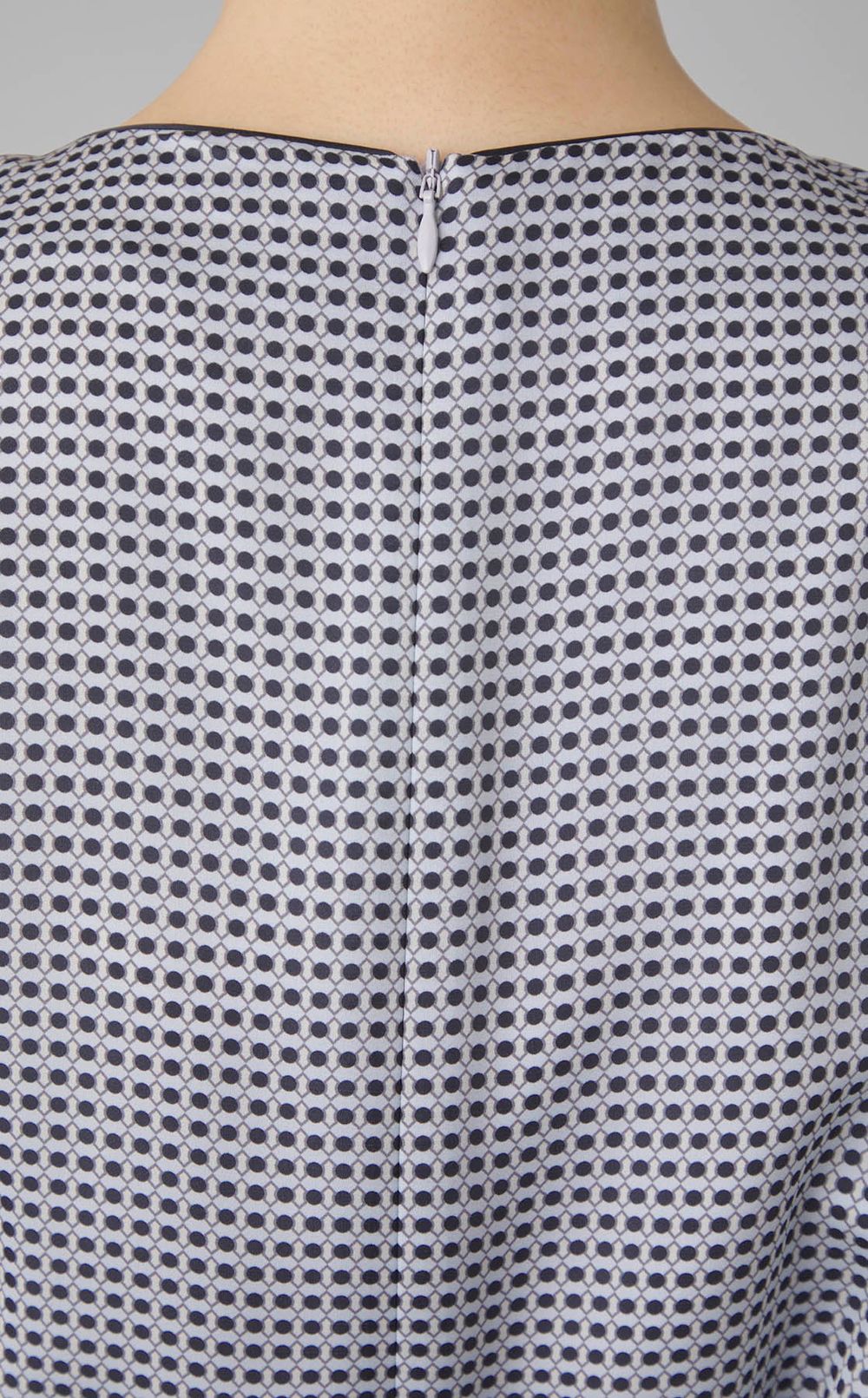 ドットプリントタックワンピース