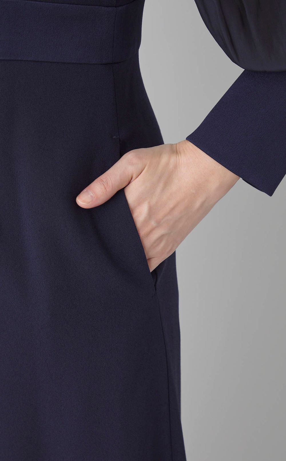 2wayネックパール付ドレス