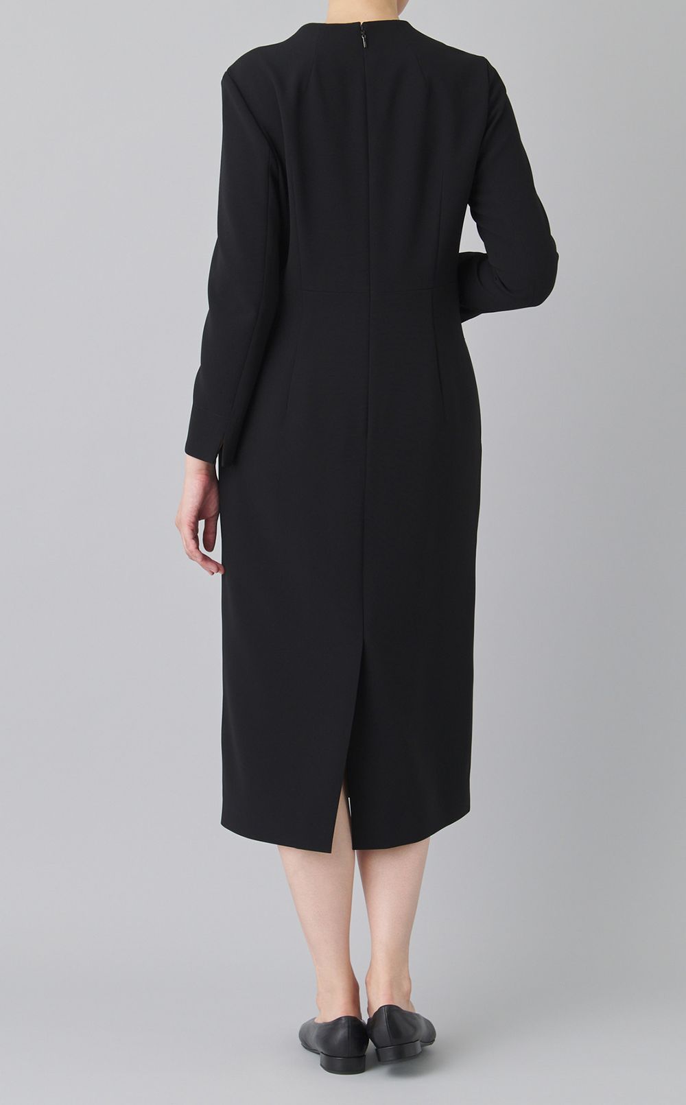 Vネックダブルクロスワンピース