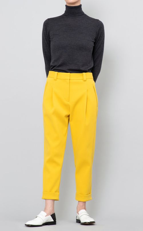 タックカラーテーパードパンツ