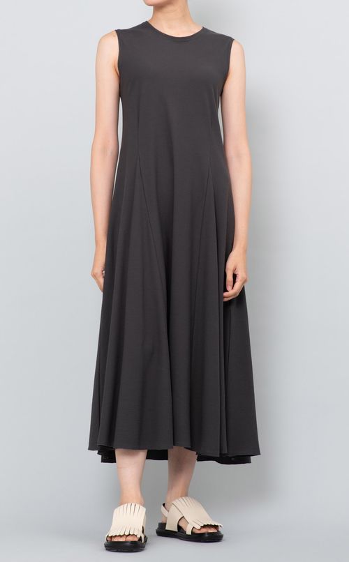 ボリュームフレアマキシワンピース