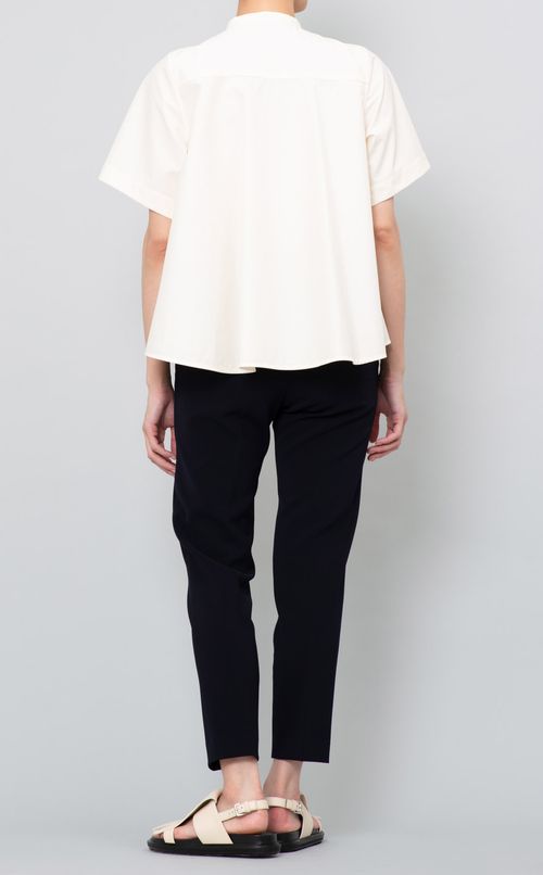 フロントタックフレアシャツ