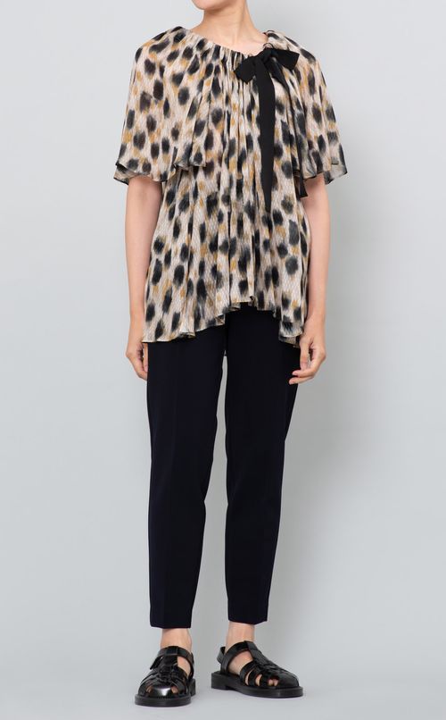レオパードプリントボウタイ付ブラウス
