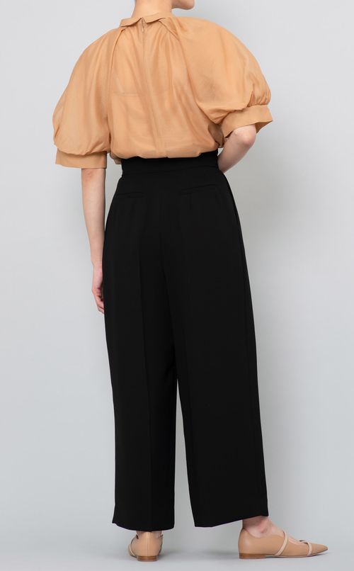 ハイウエストパンツ