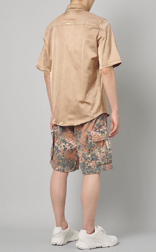 サテンジップポケットシャツ