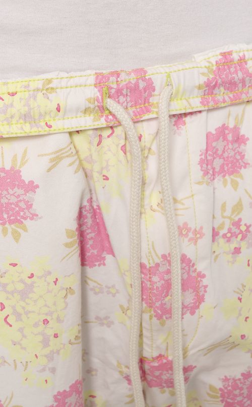 フラワーショーツ