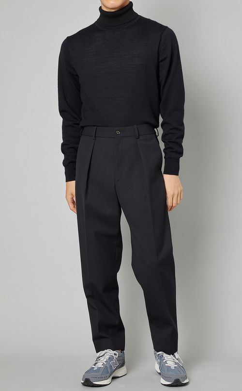 ペグトップトラウザーズ