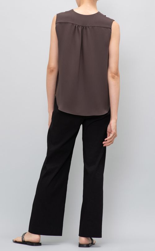 ジョーゼットVネックブラウス