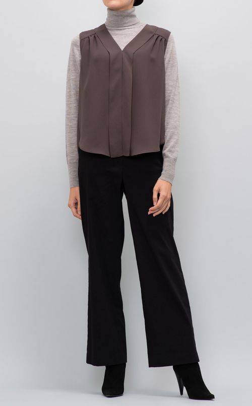 ジョーゼットVネックブラウス