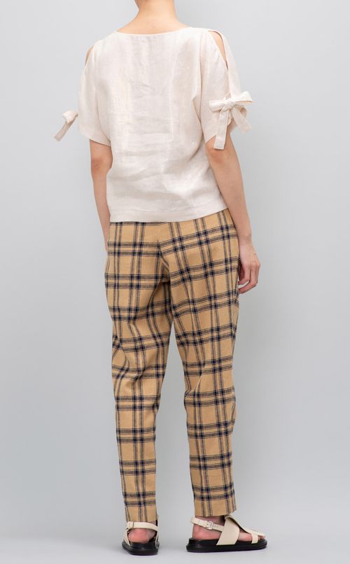 リネンVネックプルオーバー