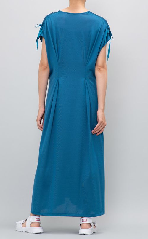 Vネックギャザーフレアワンピース