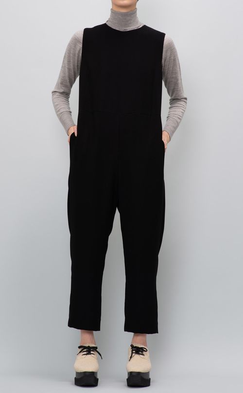 サテンオールインワン