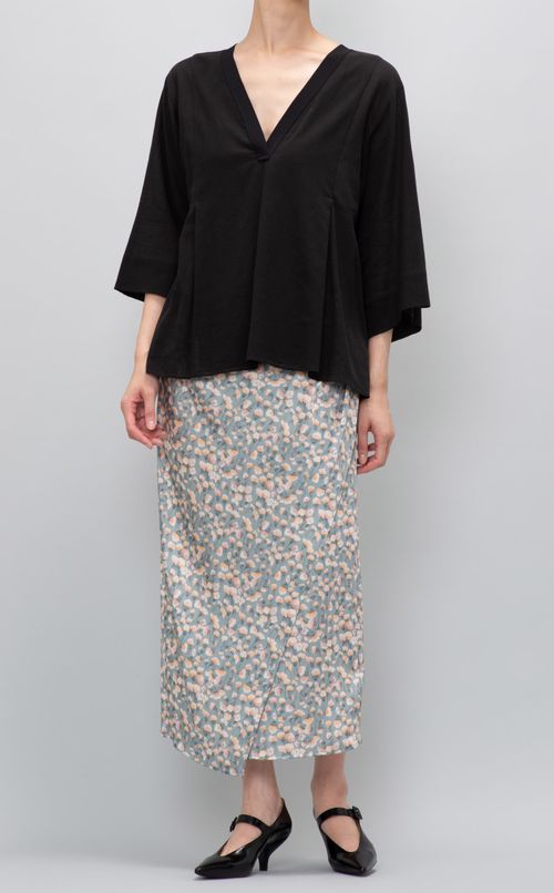 フラワープリントスカート