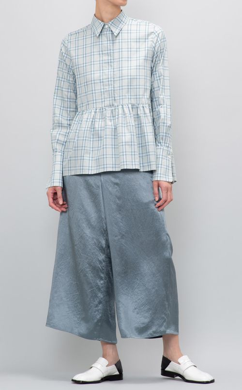 サテンキュロットパンツ