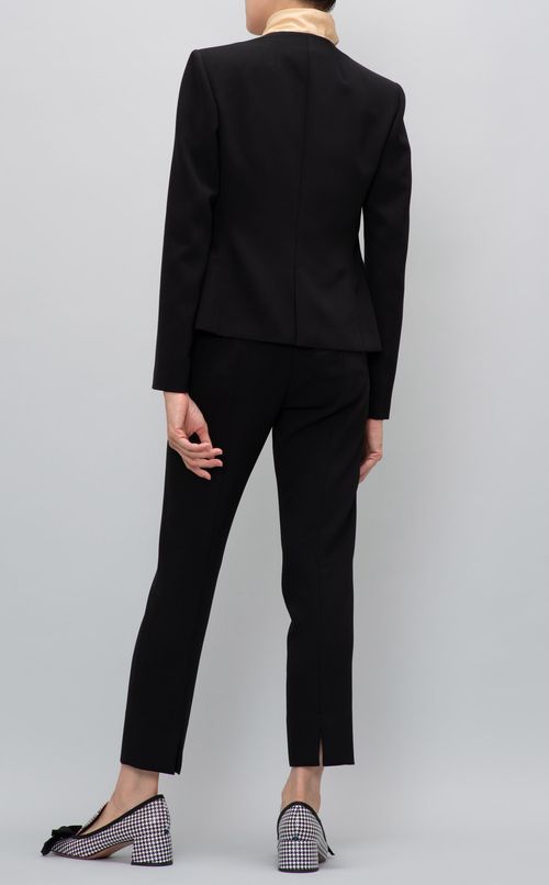 ストレッチノーカラージャケット