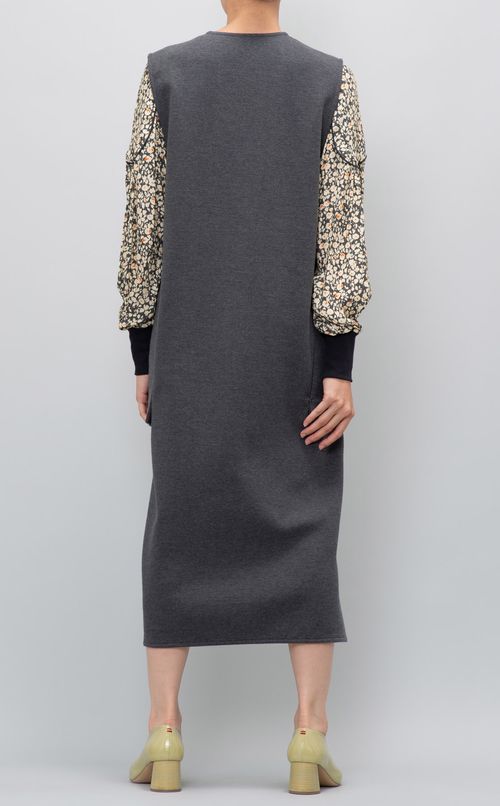 コットン混Vネックジャンパースカート