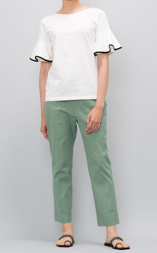 バックフレアパイピングブラウス