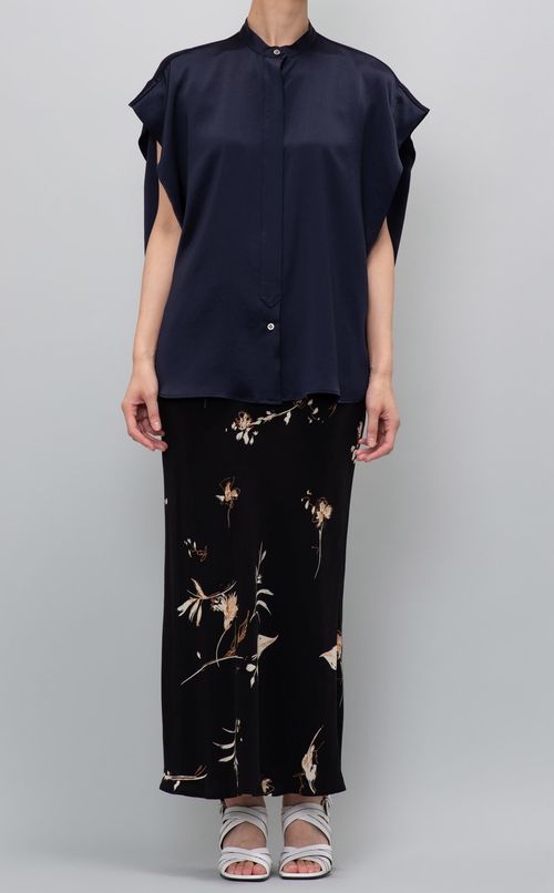 サテンショートスリーブシャツ