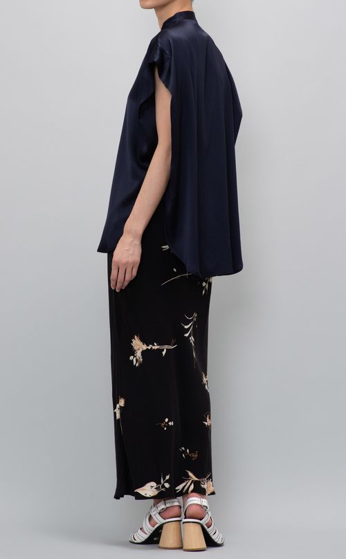 サテンショートスリーブシャツ