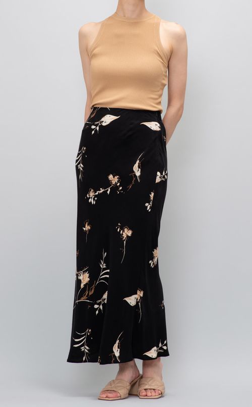 バイアスナローロングスカート