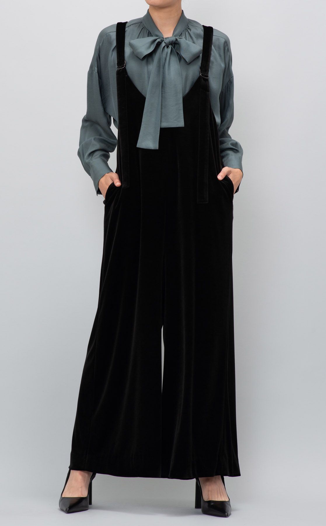 SACRA ベロアサロペット オールインワン