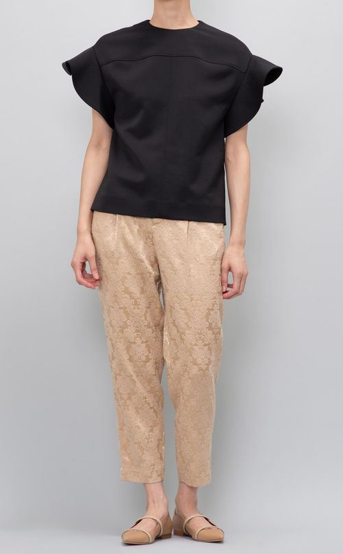 ラッフルスリーブプルオーバー