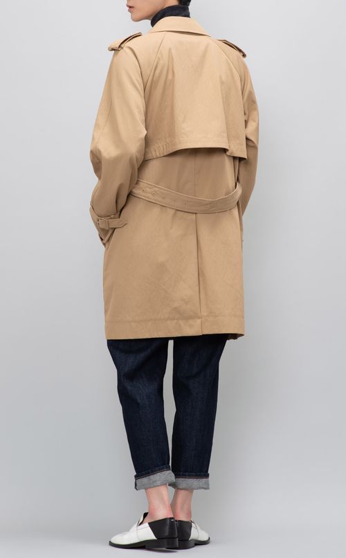 ショートトレンチコート