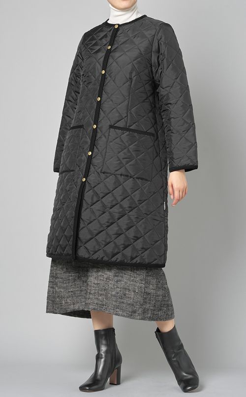 キルティングロングコート
