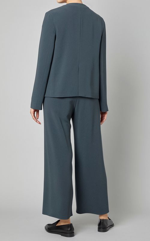 ノーカラーコンパクトジャケット