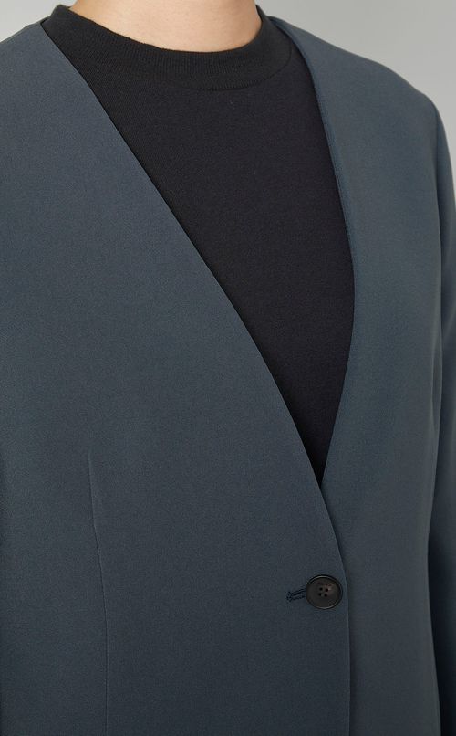 ノーカラーコンパクトジャケット