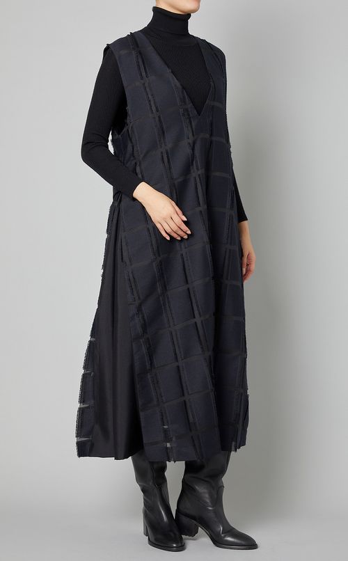 チェックジャガードVネックワンピース