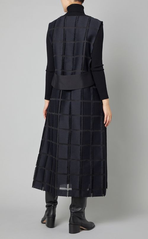 チェックジャガードVネックワンピース