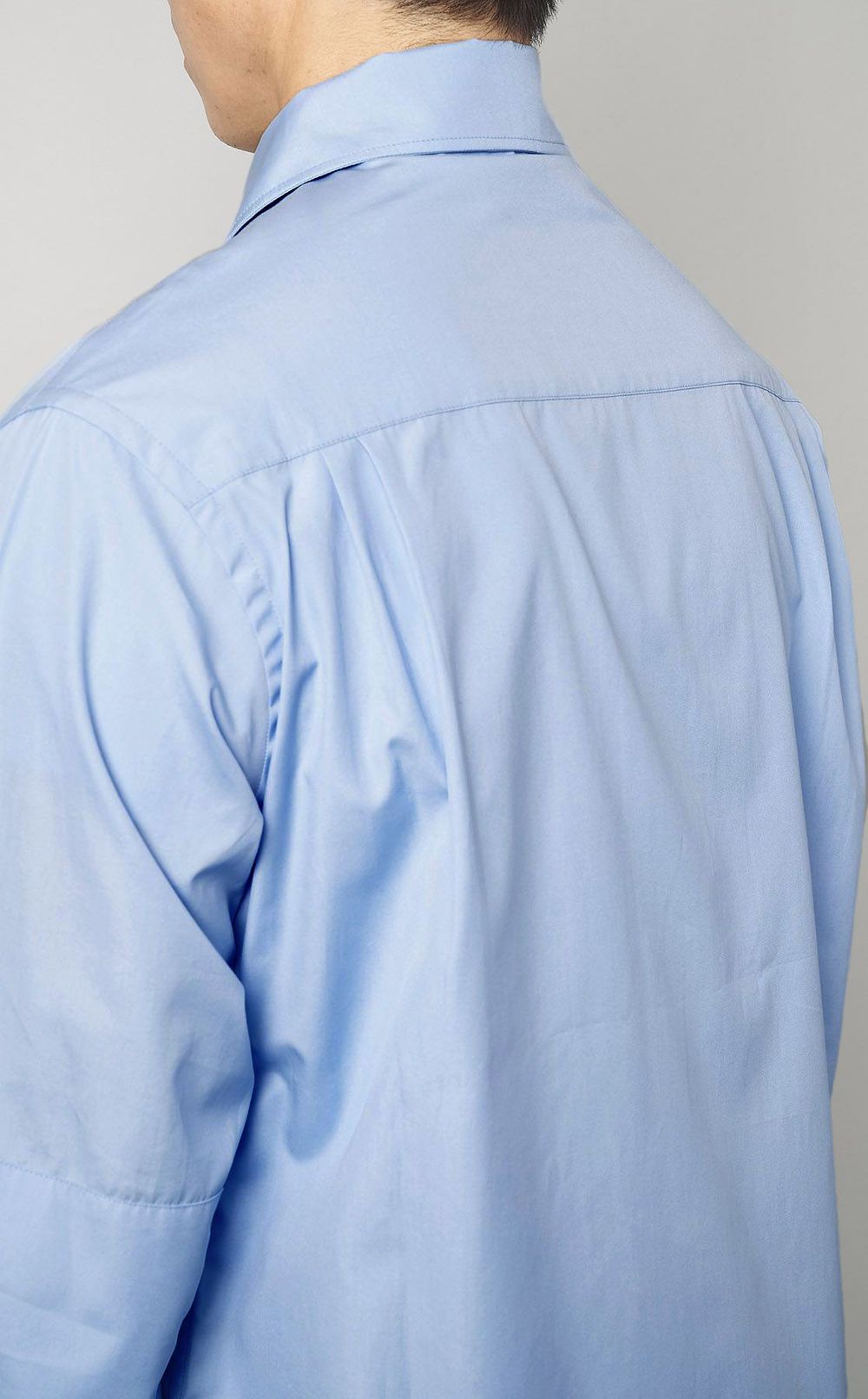 オープンカラーロゴシャツ