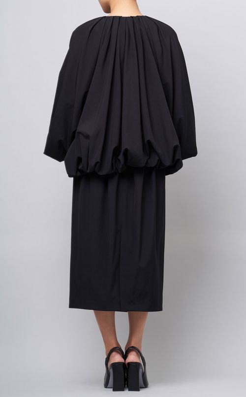 ノーカラータックブルゾン