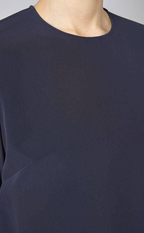 ペプラムタックブラウス