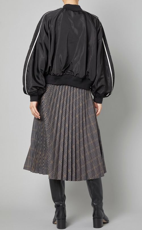 フラワー刺繍スカジャン