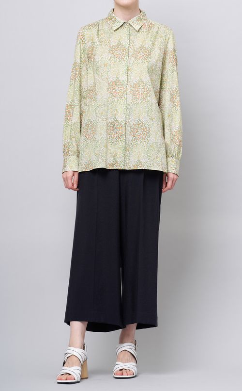 リバティプリントシャツブラウス