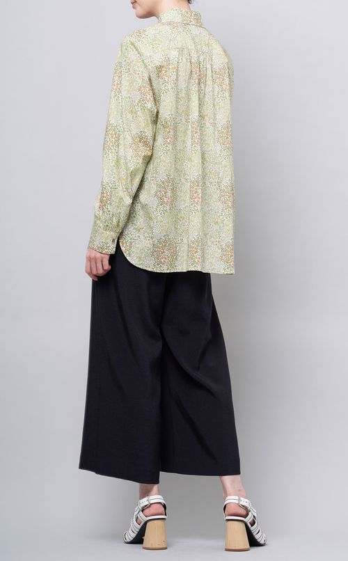 リバティプリントシャツブラウス