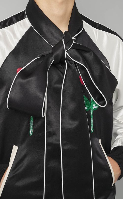 ボウタイスーベニアジャケット